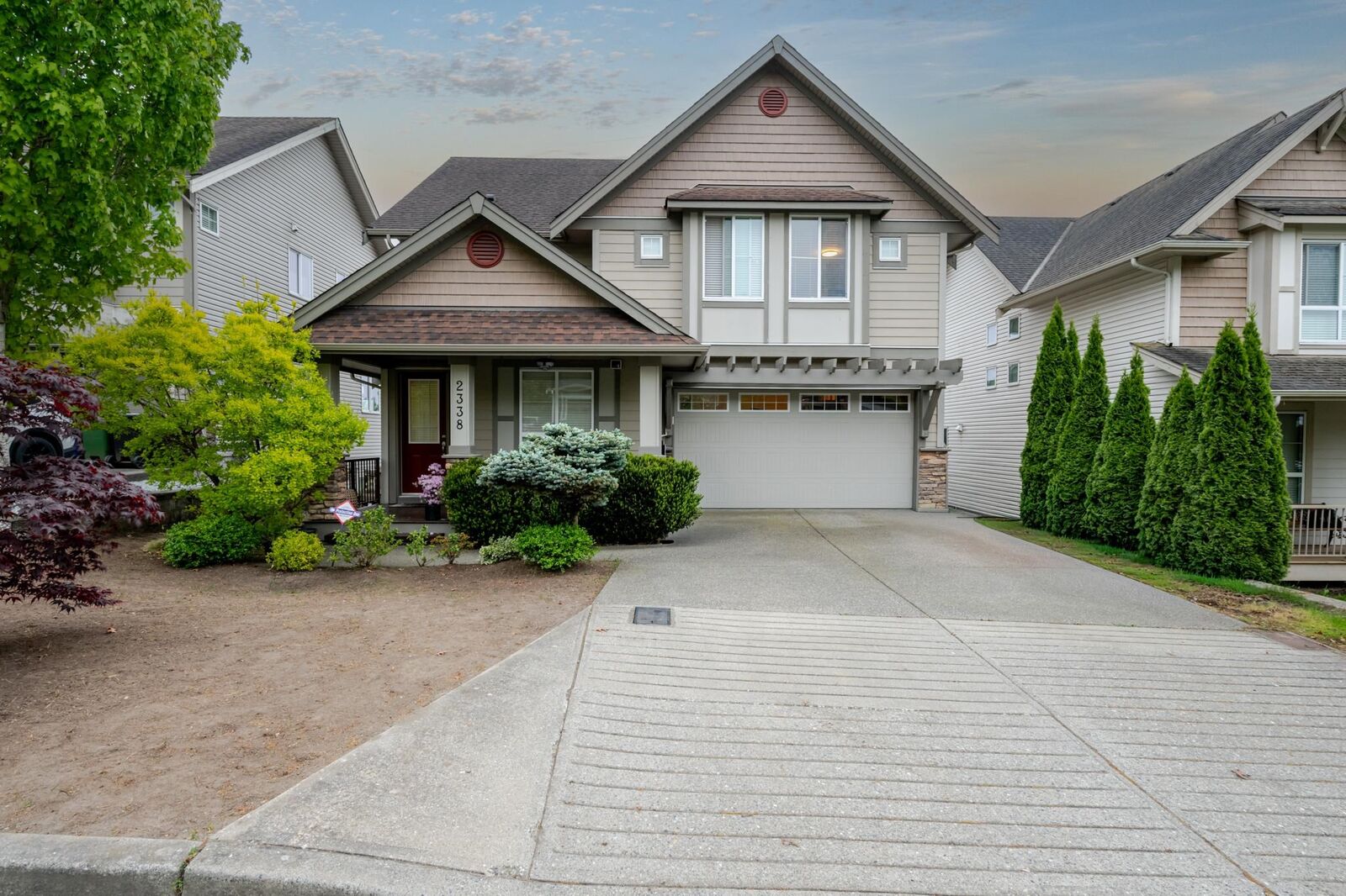 Property Photo: 2338 Chardonnay Lane BC V4X 0A6