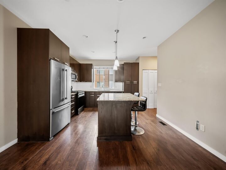 Property Photo: 34248 King Road 40 BC V2S 0B1