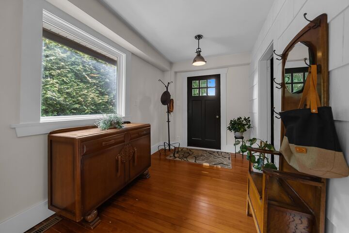 Property Photo: 511 176 Street BC V3Z 9S6
