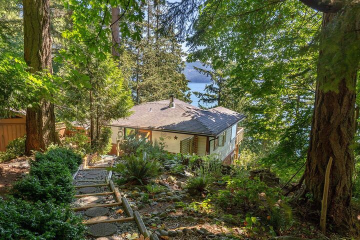 Property Photo:  1491 Eagle Cliff Road  BC V0N 1G1 