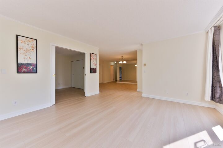 Property Photo: 4350 Beresford Street 201 BC V5H 4K9