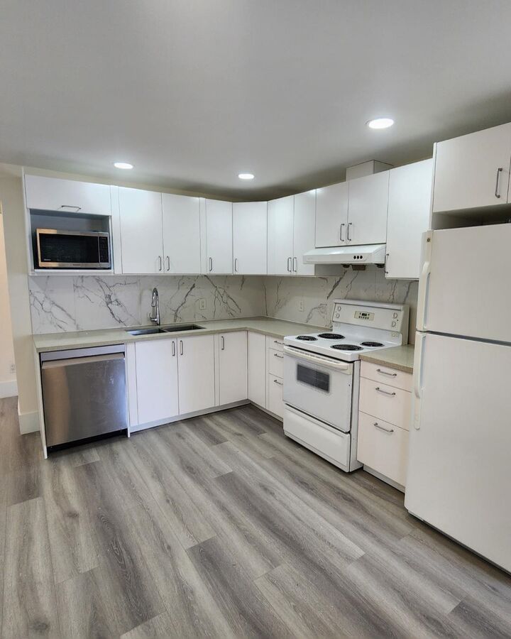 Property Photo:  1535 Blaine Avenue Upper  BC V5A 2L9 