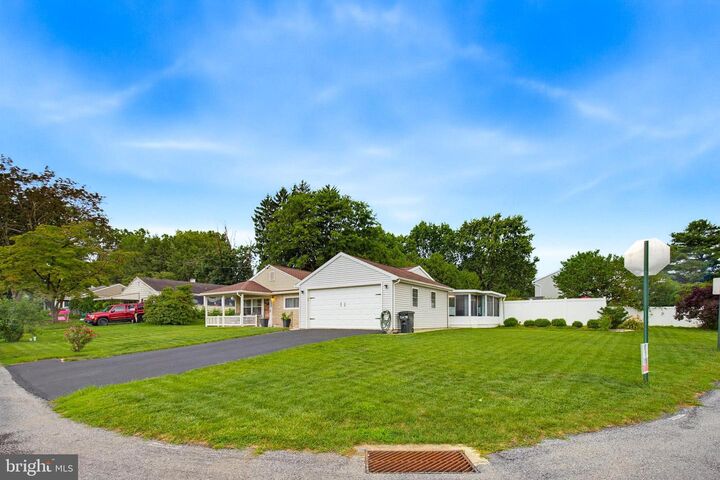 Property Photo:  6290 Hollow Drive  PA 17520 