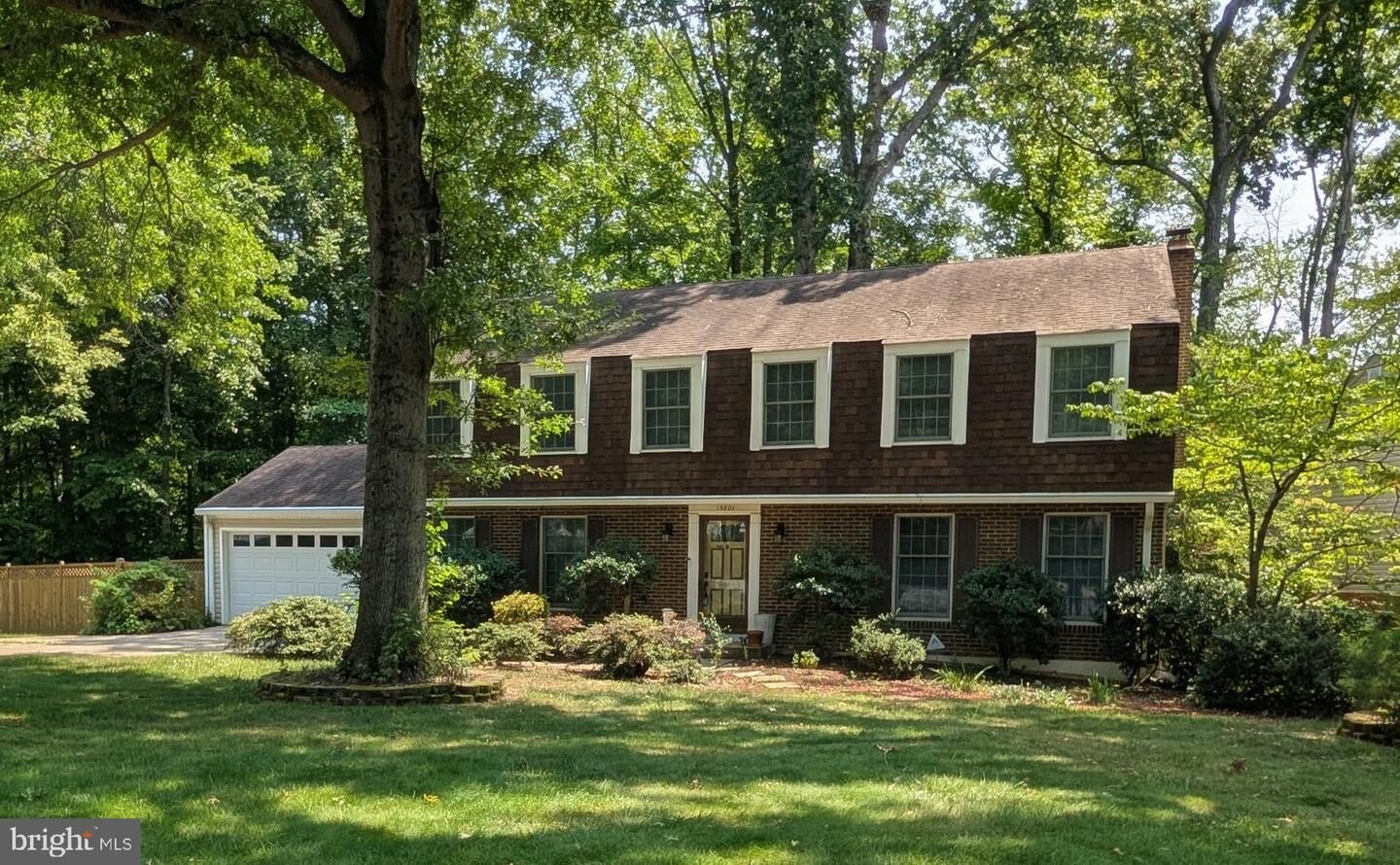 Property Photo: 15801 Lazy Day Lane VA 22025