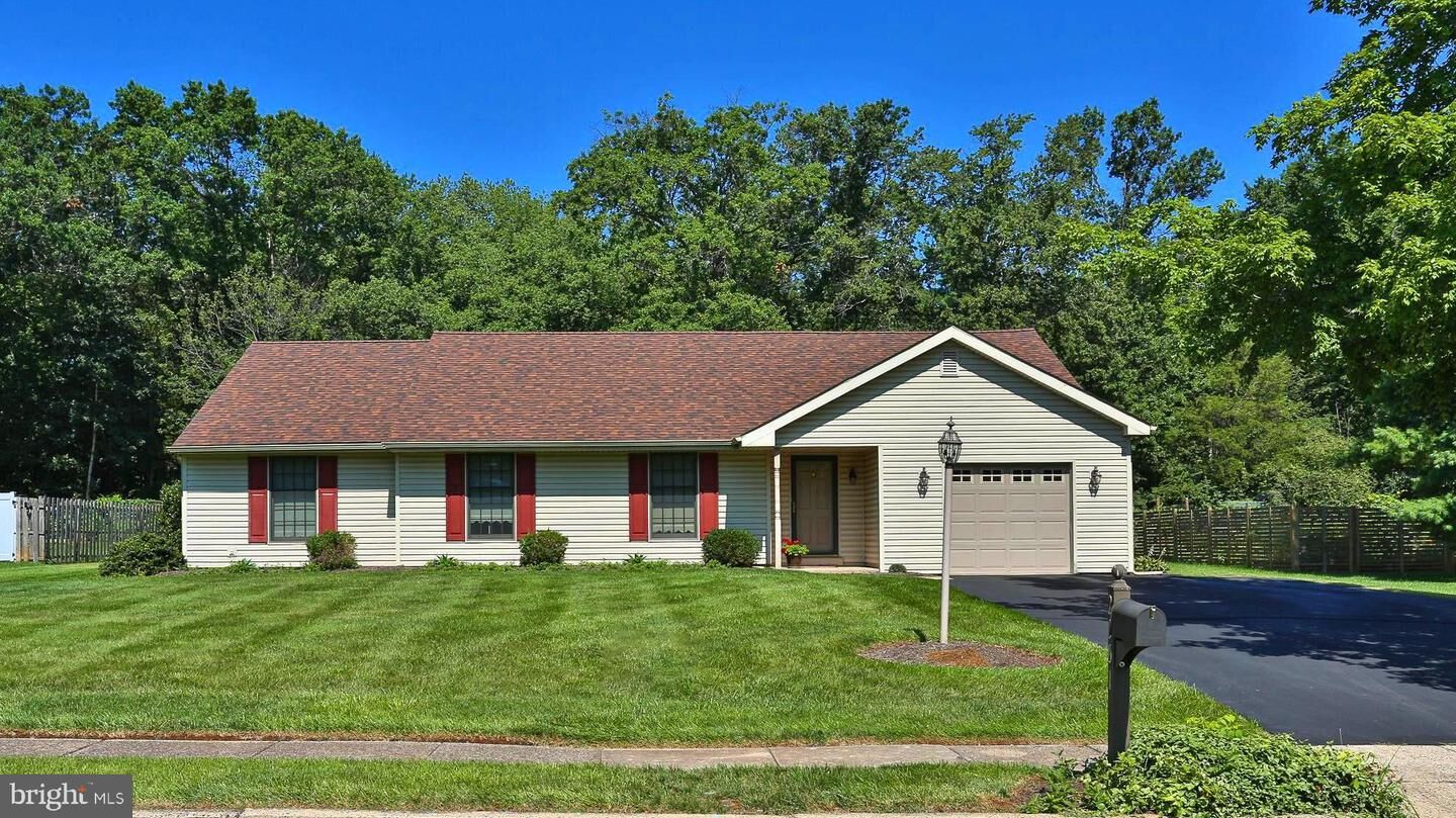 Property Photo: 2001 Foster Road PA 19440