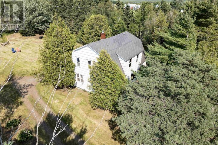 Property Photo:  614 Southampton Road  NS B4H 3Y4 