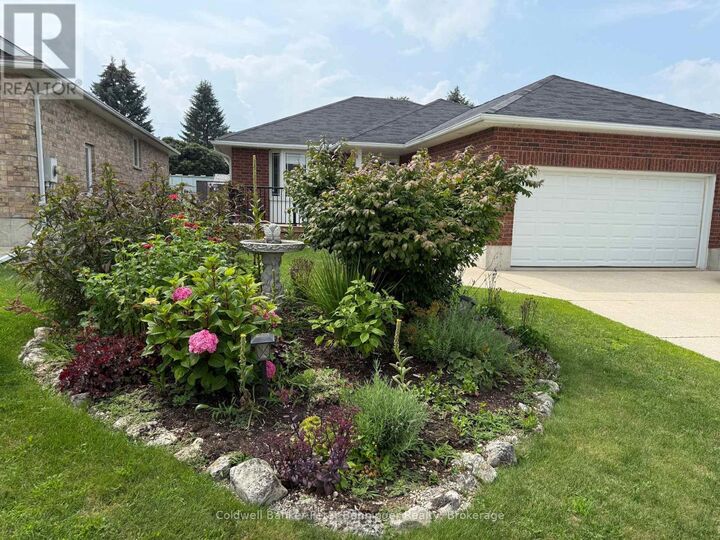 Property Photo: 636 22nd Avenue ON N4N 3W7