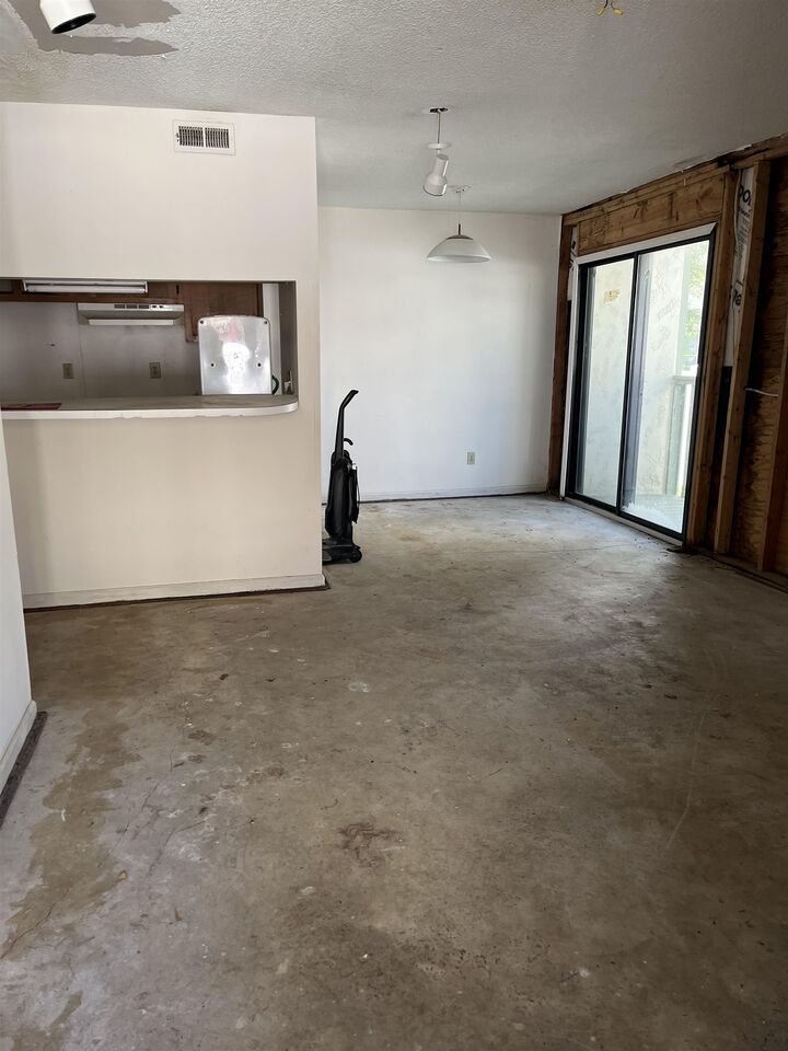 Property Photo: 303 20th Ave. S 106 SC 29577