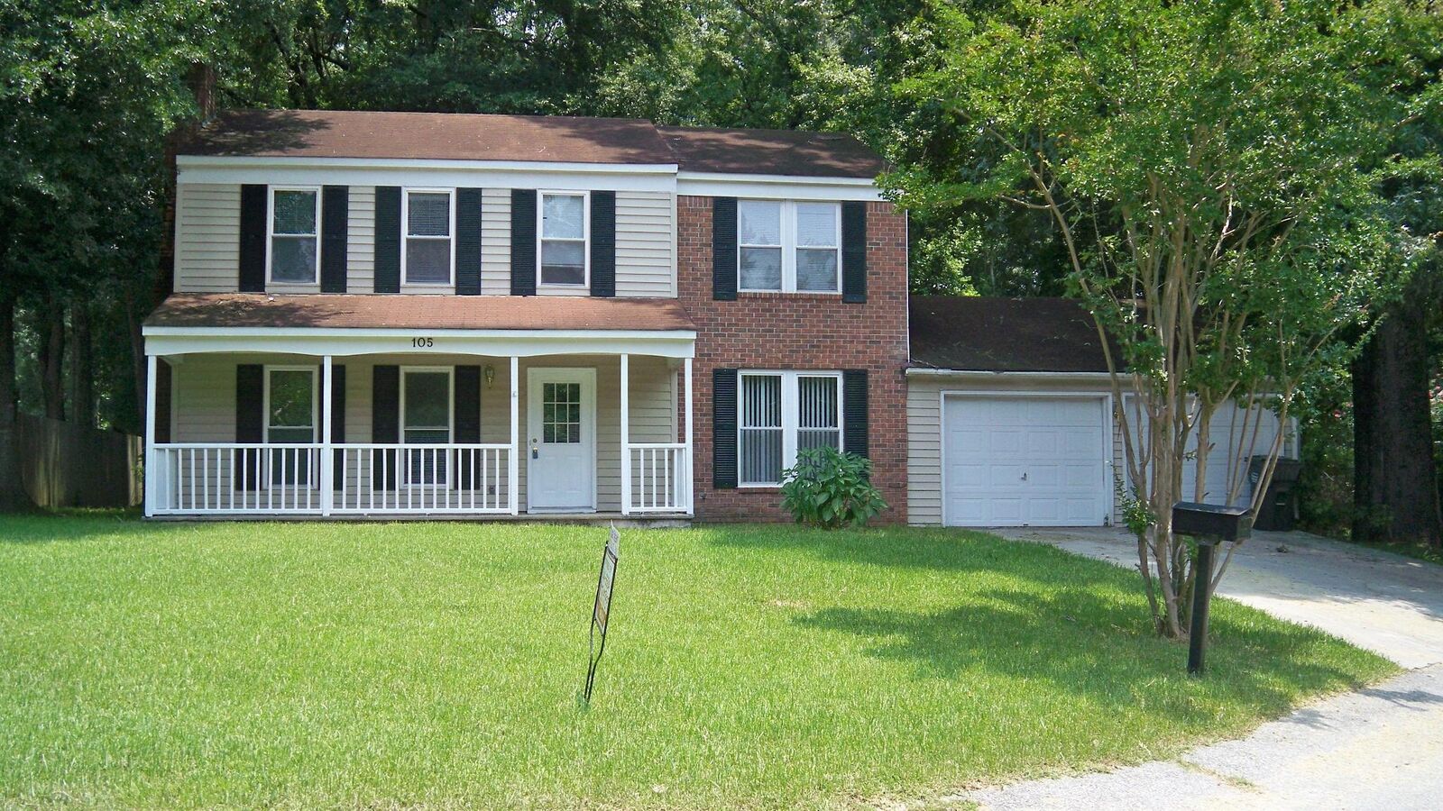 Property Photo: 105 Miller Court SC 29485