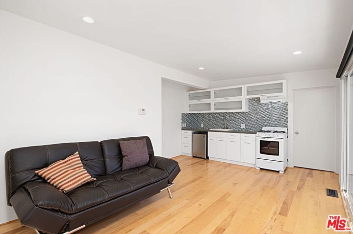 Property Photo:  32628 Pacific Coast Hwy, Unit Gh  CA 90265 
