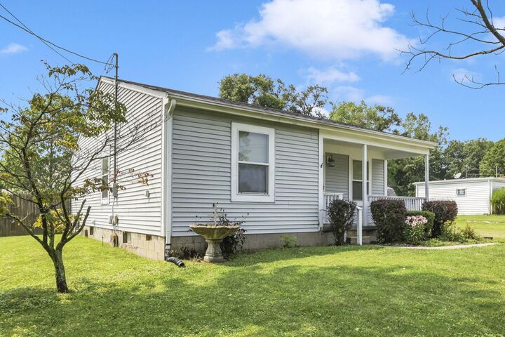 Property Photo: 96 Cadillac SW Road OH 43062