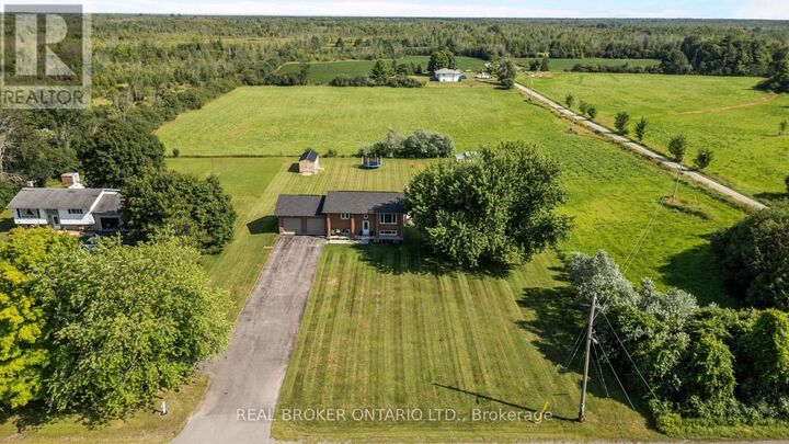 Property Photo: 2341 9th Line Road ON K7C 3P2