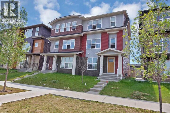 Property Photo:  533 Savanna Boulevard Northeast  AB T3N 1A8 