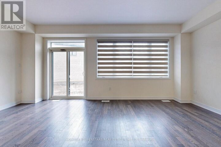 Property Photo:  116 Keelsan St Street  ON L5B 5K5 