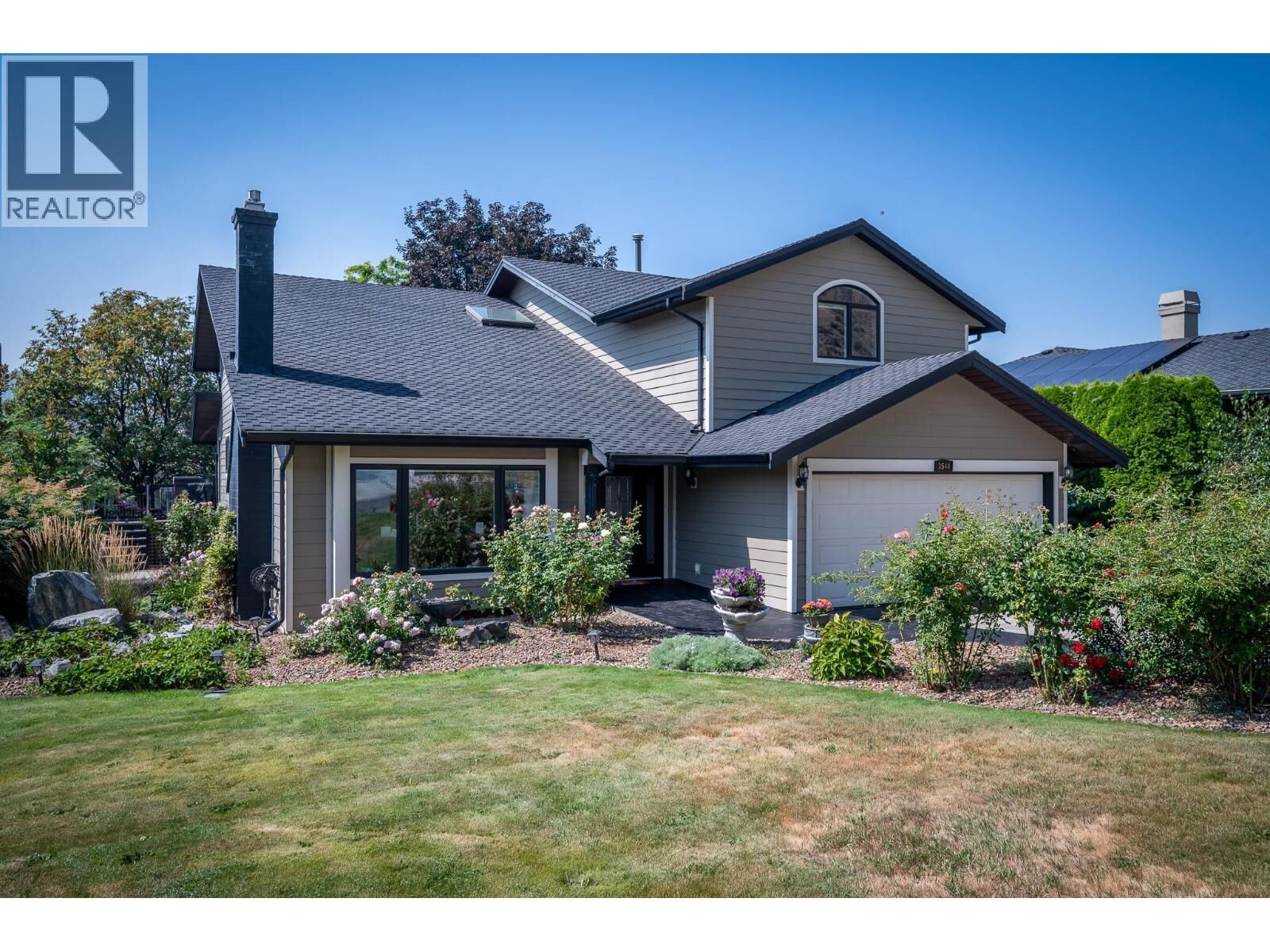 Property Photo: 3544 Navatanee Drive BC V2H 1S1