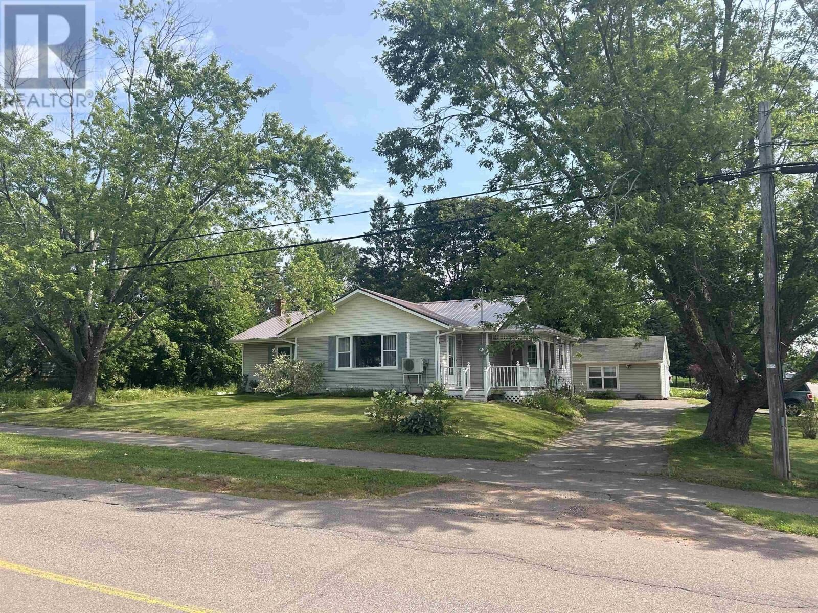 Property Photo: 84 Macrae Drive PE C1C 0S5