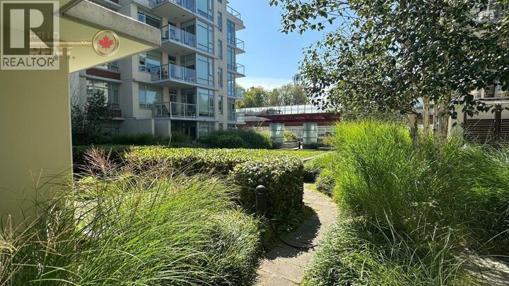 Property Photo: 2268 West Broadway Avenue 312 BC V6K 0B1