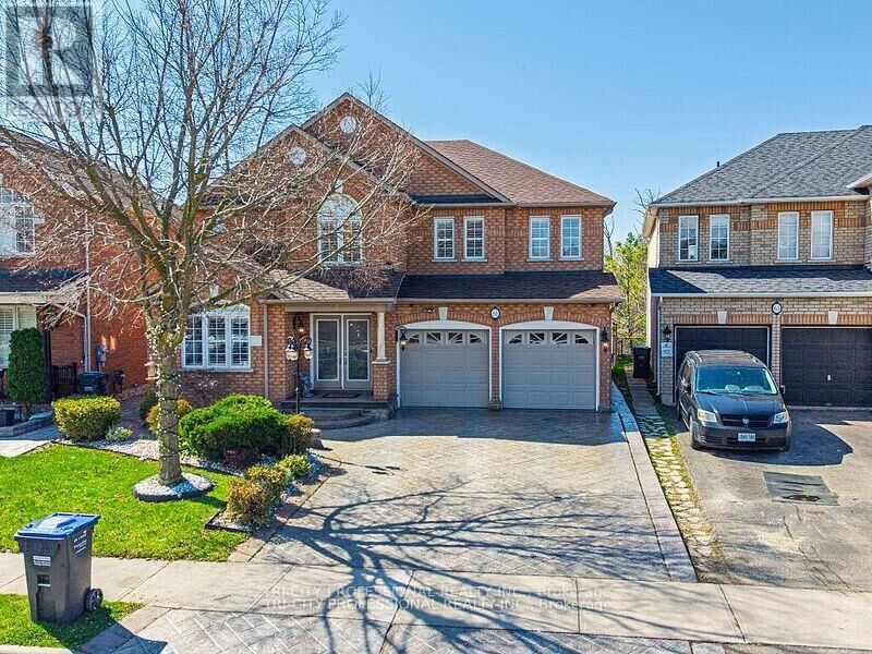 Property Photo: 61 Woodvalley Drive ON L7A 1Z3