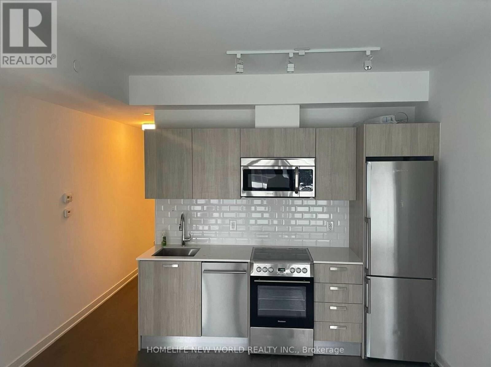 Property Photo:  57 St Joseph Street 1207  ON M5S 0C5 
