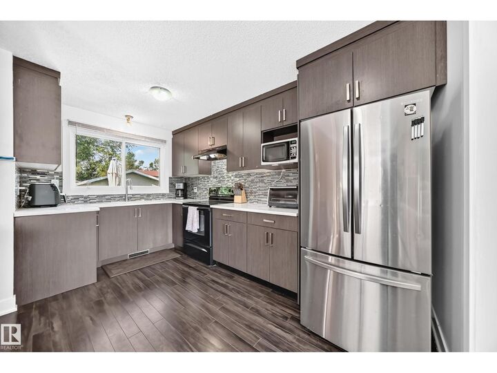 Property Photo: 2112 36 St NW AB T6L 3G4
