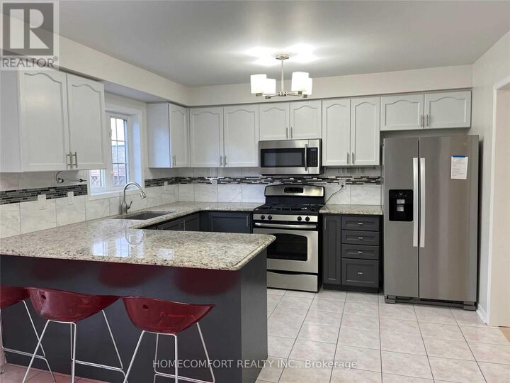 Property Photo: 95 Ferncliffe Crescent ON L3S 4N6