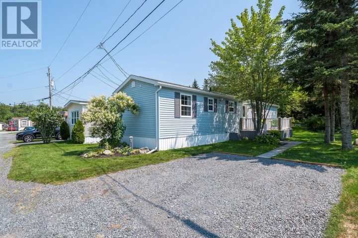 1 Wilbert Devoe Crescent — photo 1