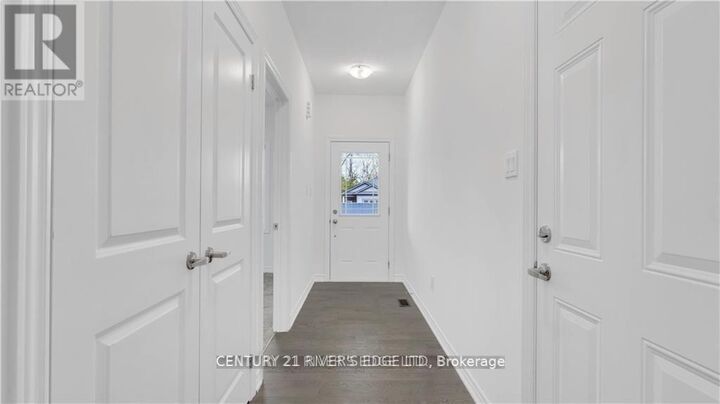 Photo de la propriété: 218 Adley Drive ON K6V 7J2