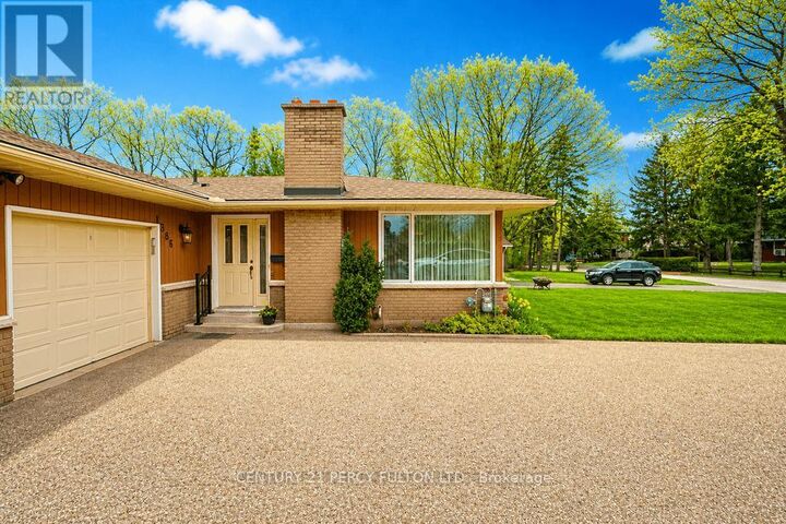 Property Photo: 1386 Forest Glade Road ON L6H 2G3
