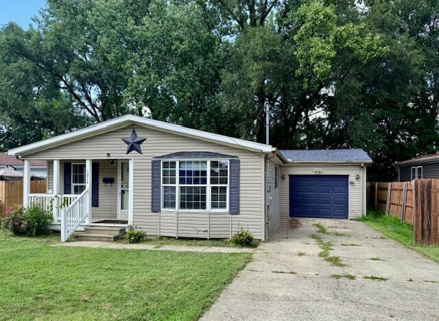 Property Photo:  1814 Summit Street  OH 45503 