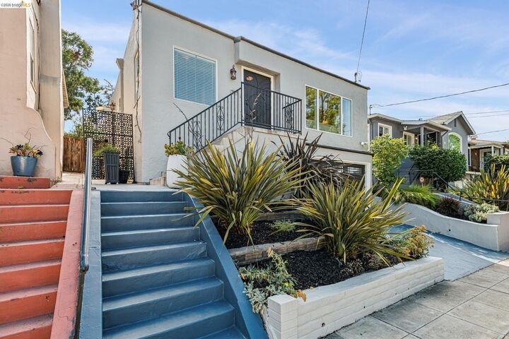 Property Photo:  4001 Nevil St  CA 94601 