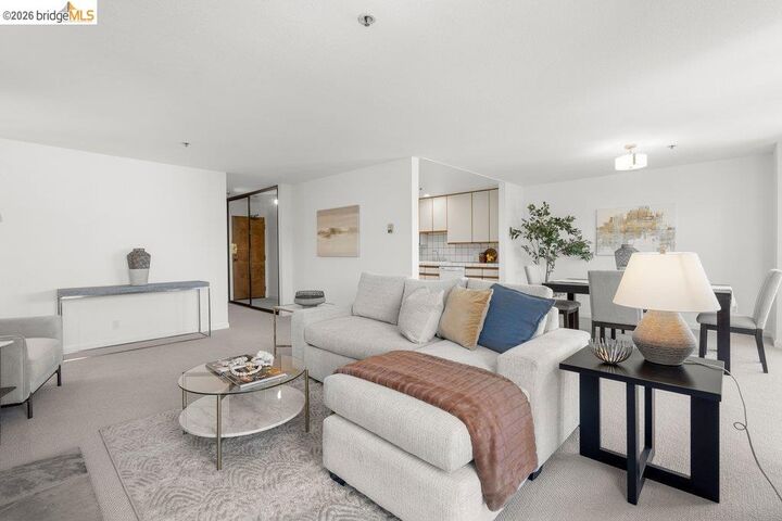 Property Photo:  501 Arguello Boulevard 301  CA 94118 