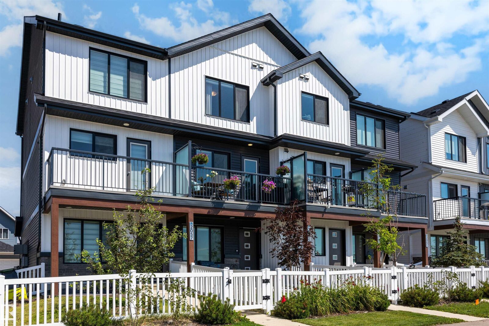 Property Photo:  2055 192 Street NW  AB T6M 3A8 