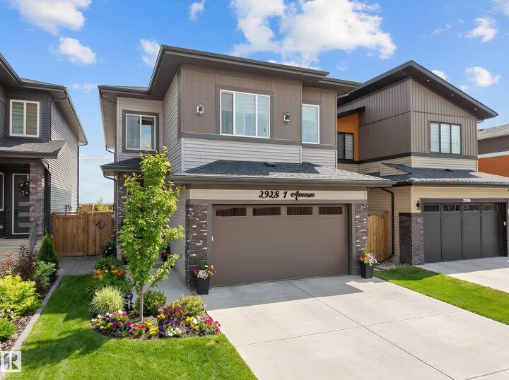 2928 1 Avenue SW — photo 1