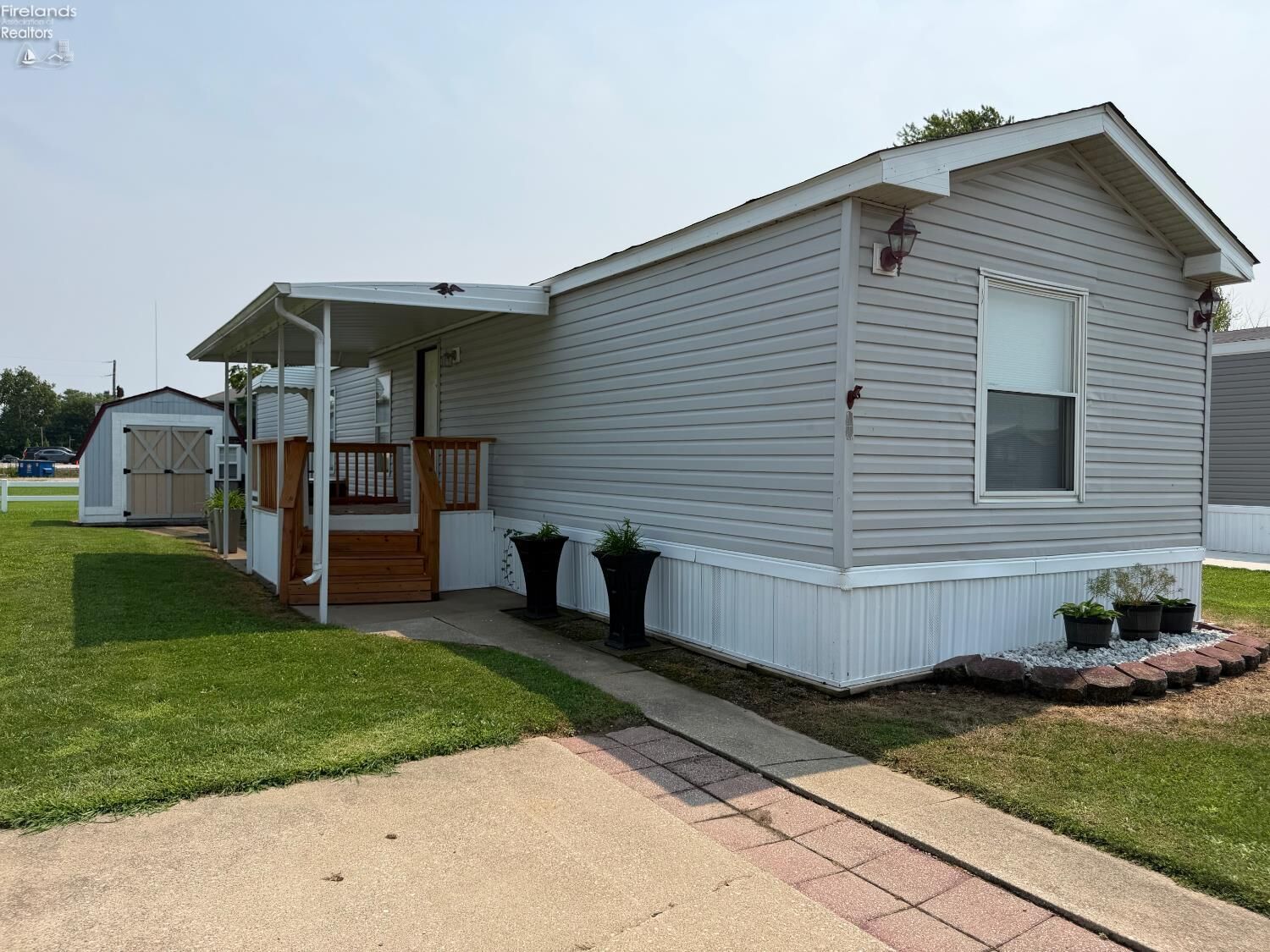 Property Photo:  27 Rathbun Drive  OH 43440 