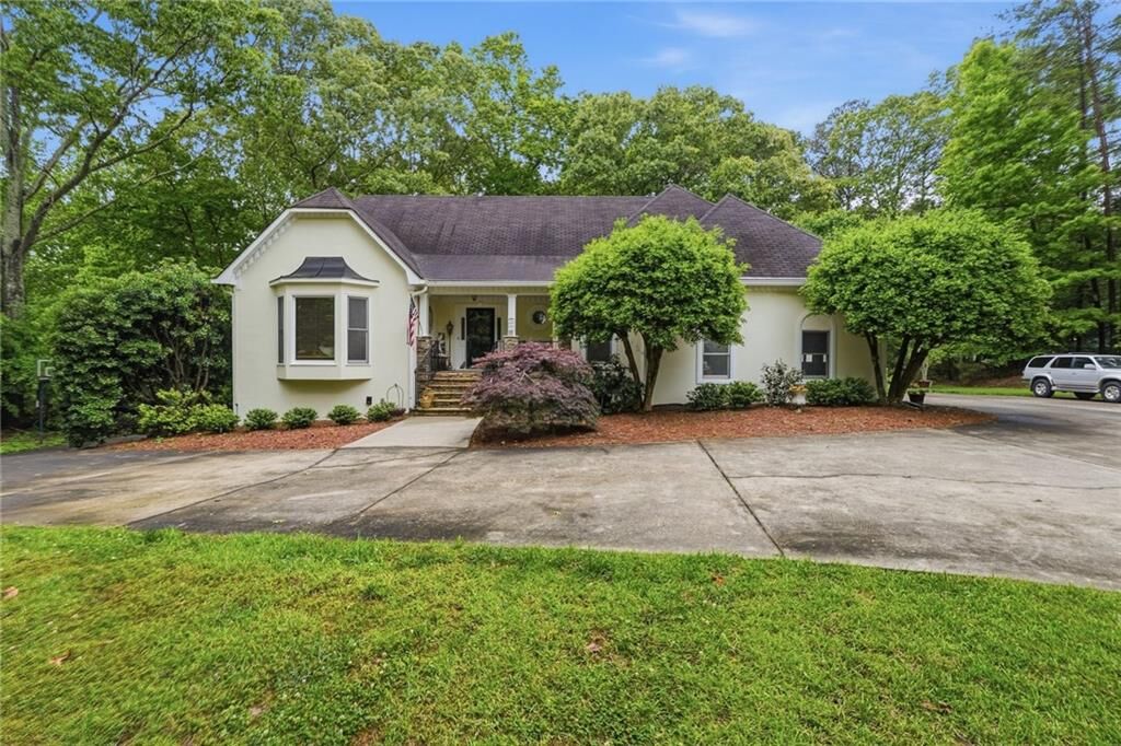 Property Photo:  659 Hidden Branches Trail  GA 30115 