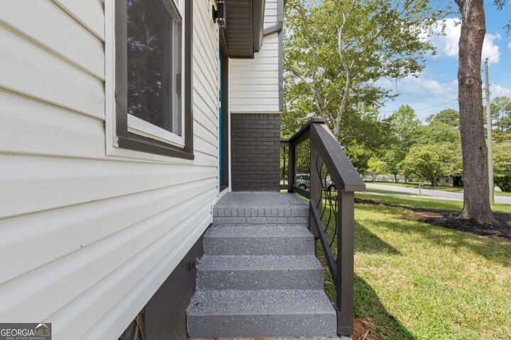Property Photo: 2531 Falcon Ridge Drive GA 30017