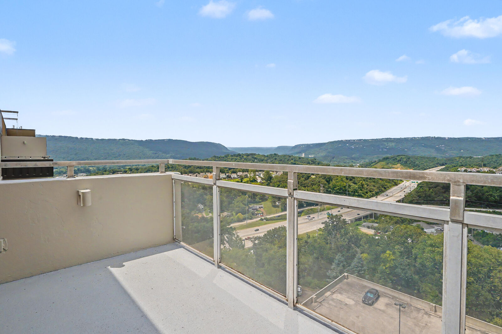 Property Photo:  1131 Stringers Ridge Road  TN 37405 