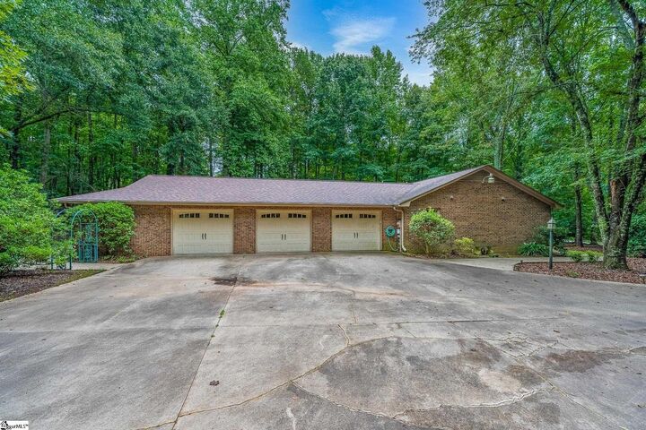 Property Photo: 125 N Fork Drive SC 29621