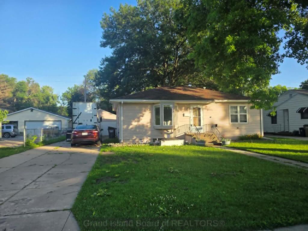 Property Photo:  109 W 18th St  NE 68801 