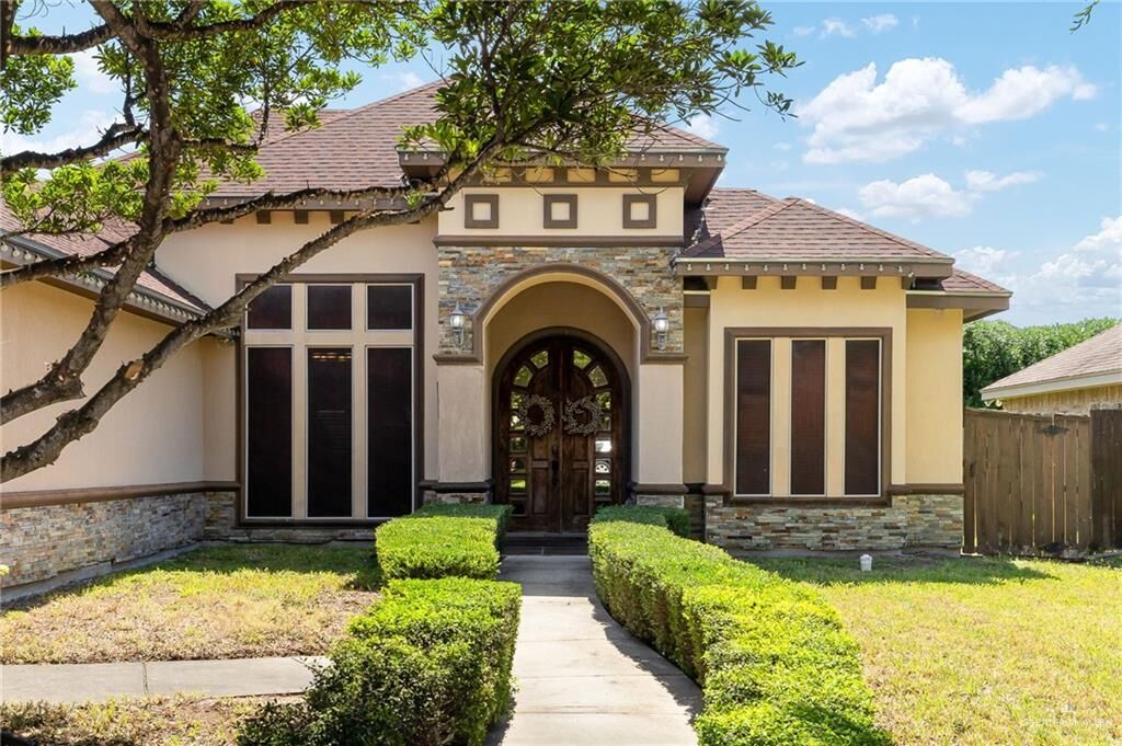 Property Photo:  13908 N 40th Street  TX 78541 