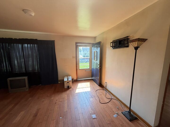Property Photo:  5622 Wegg Avenue  IN 46312 