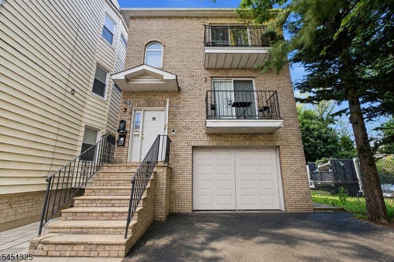 Property Photo:  91 S 13th St 2  NJ 07107 