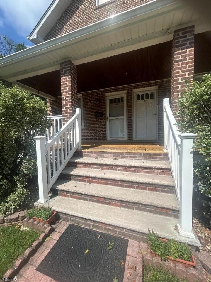 Property Photo: 17 Codington Pl NJ 08876