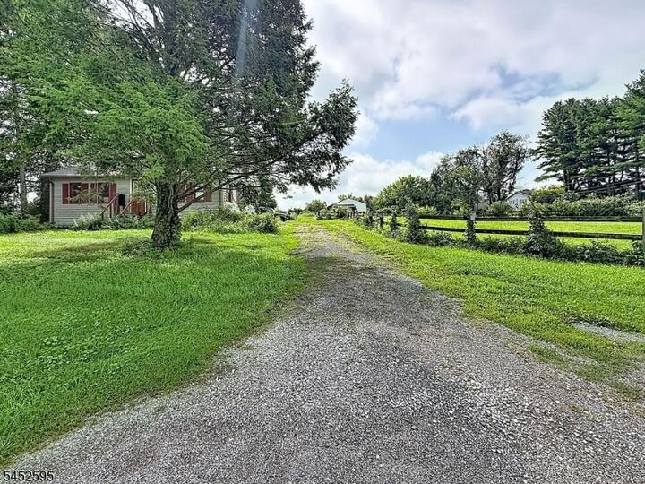 Property Photo:  28 Wolfs Corner Road  NJ 07860 