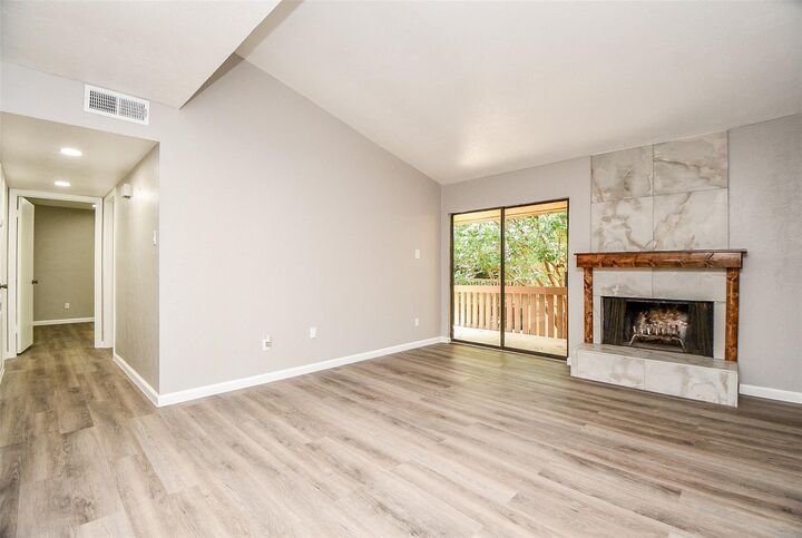 Property Photo: 5001 Lamonte Lane 116 TX 77092