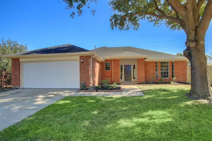 Property Photo: 6506 Larissa Circle TX 77449