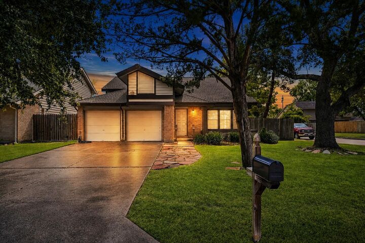 Property Photo:  1802 Foxlake Drive  TX 77084 