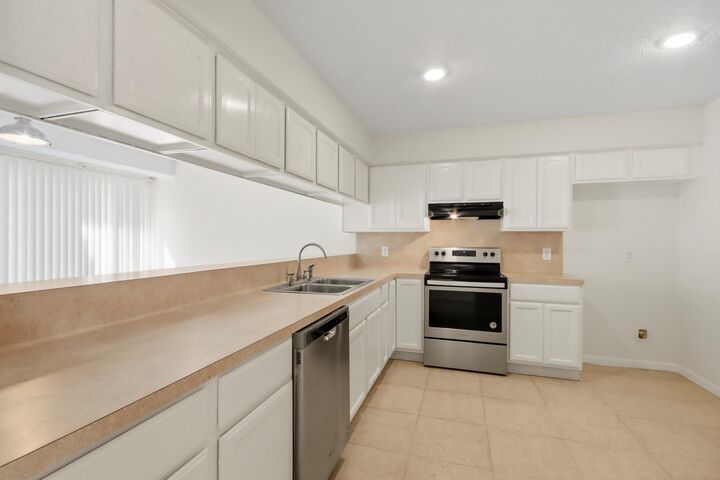 Property Photo:  20315 Sunny Shores Drive B  TX 77346 