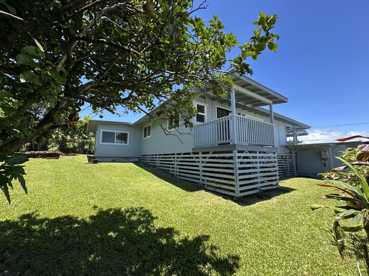 Property Photo:  403 Iloko St  HI 96720 
