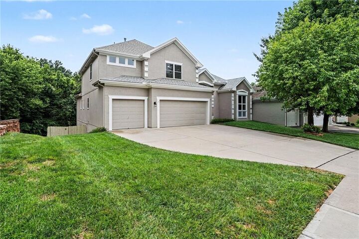 Property Photo: 5821 Bedford Avenue MO 64151